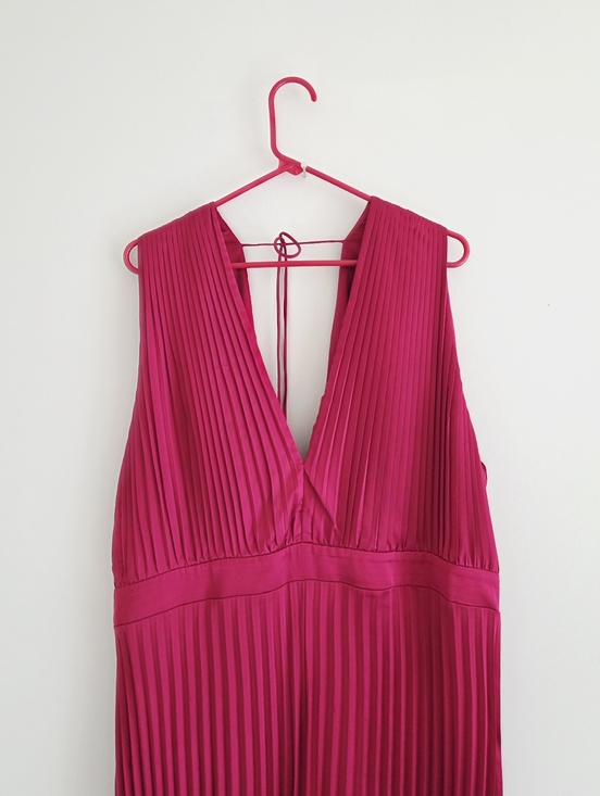 Abercrombie & Fitch Giselle Pleated Sleeveless Plunge Wide Leg Jumpsuit XXL - Picture 3 of 5